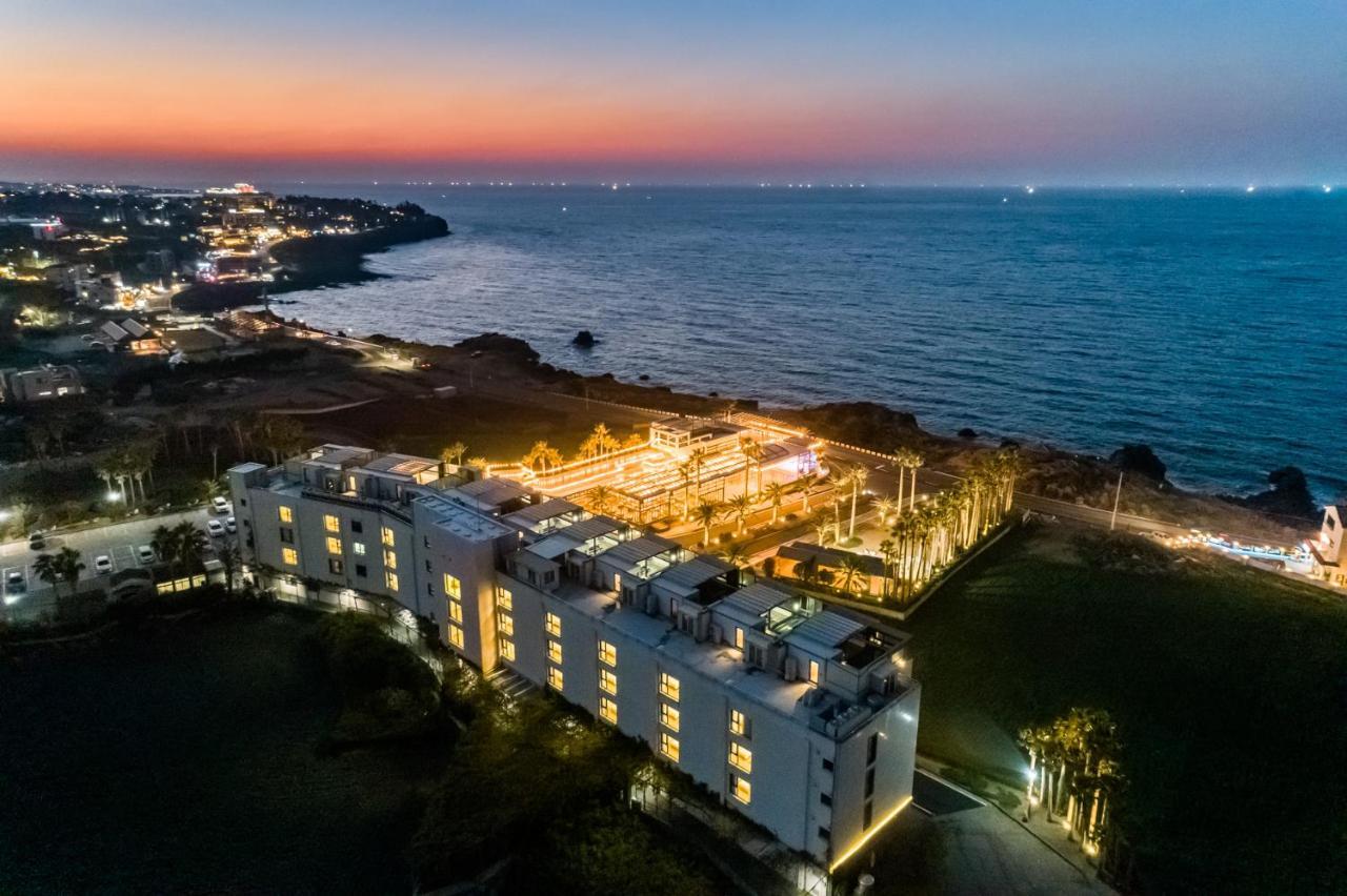 Uni Hotel Jeju Exterior photo