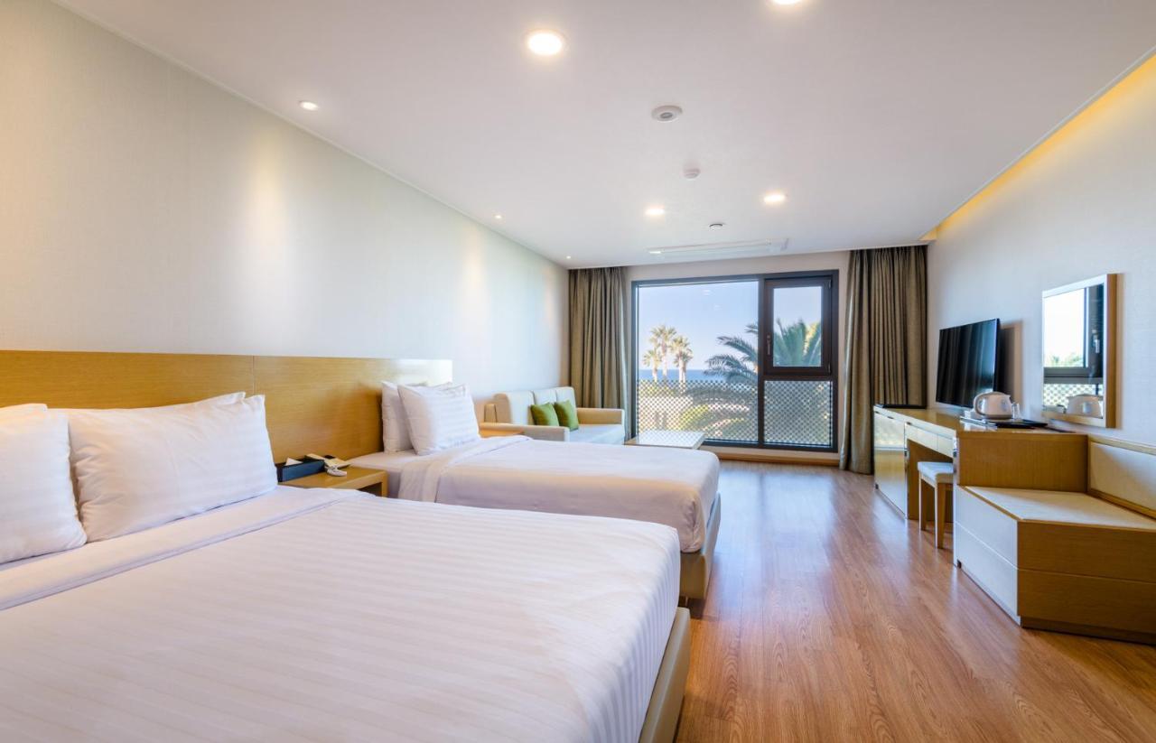Uni Hotel Jeju Exterior photo