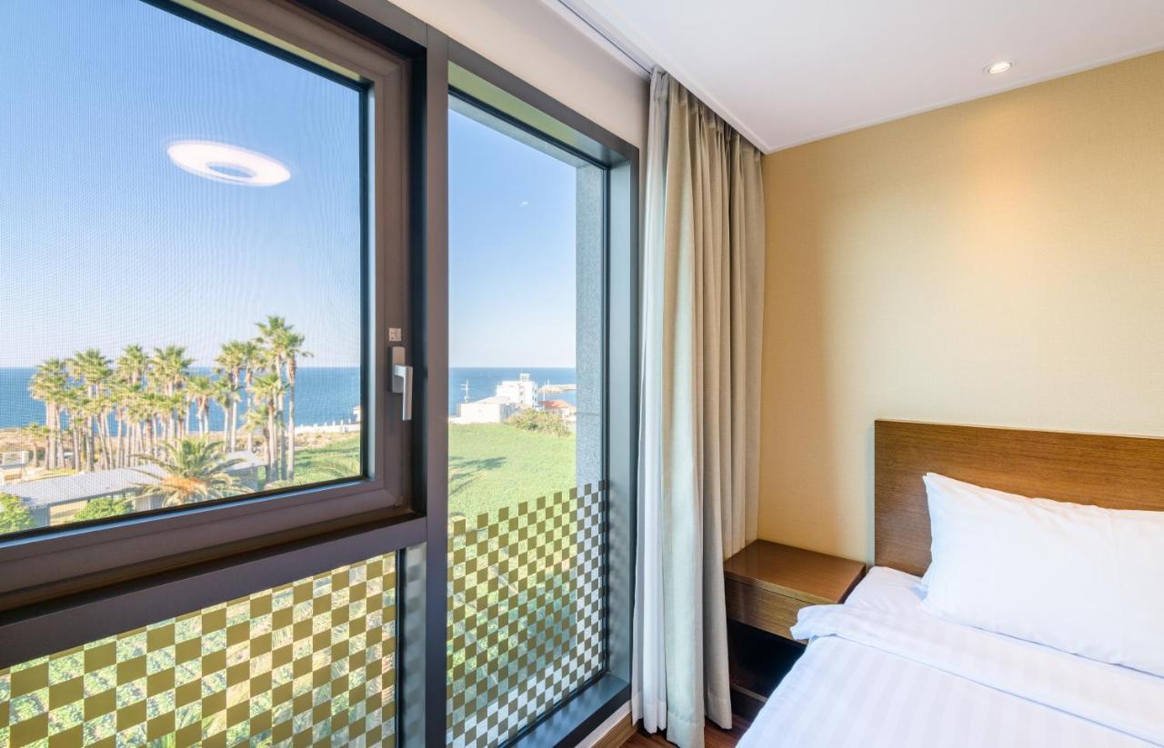 Uni Hotel Jeju Exterior photo
